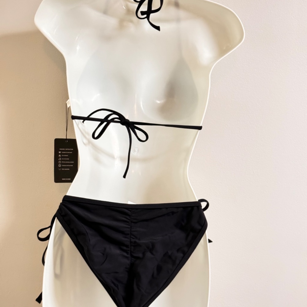 2 pc Brazilian Butt Bikini Set - Picture 3 of 4